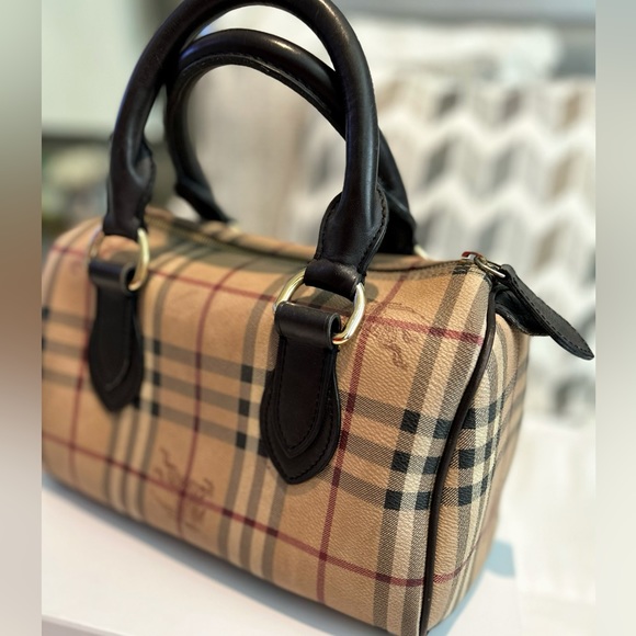 Burberry Bowling Bag - Picture 4 of 4